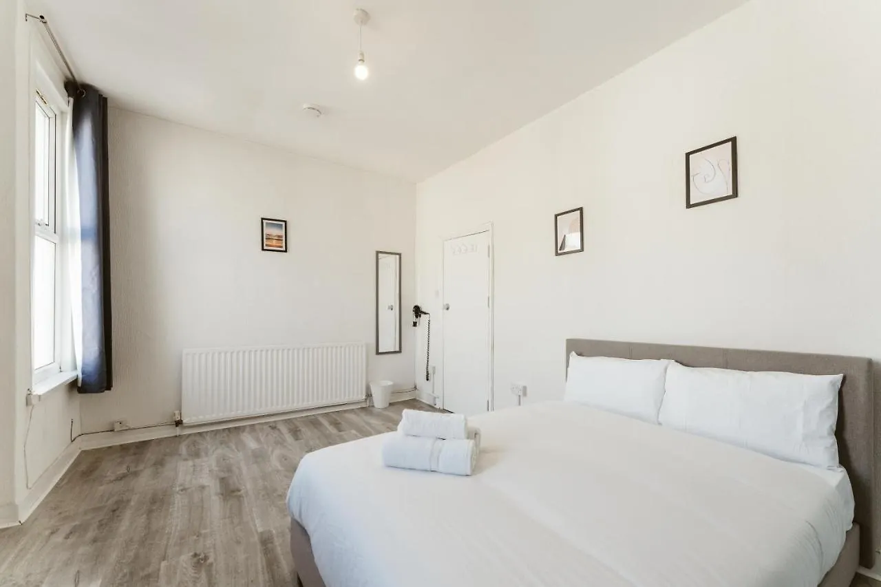 Leyton Comfy Double Rooms -50 London United Kingdom