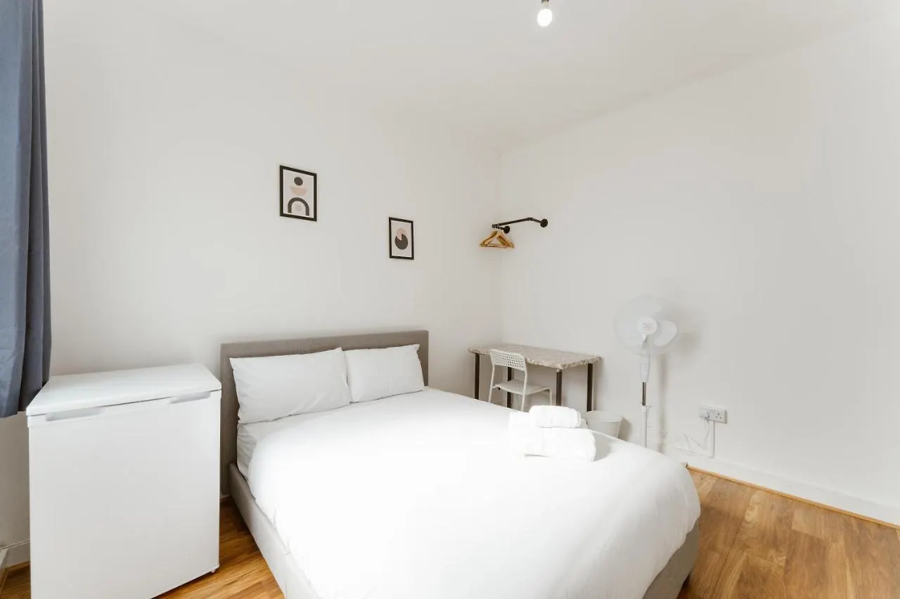 Leyton Comfy Double Rooms -50 Londres 0*,